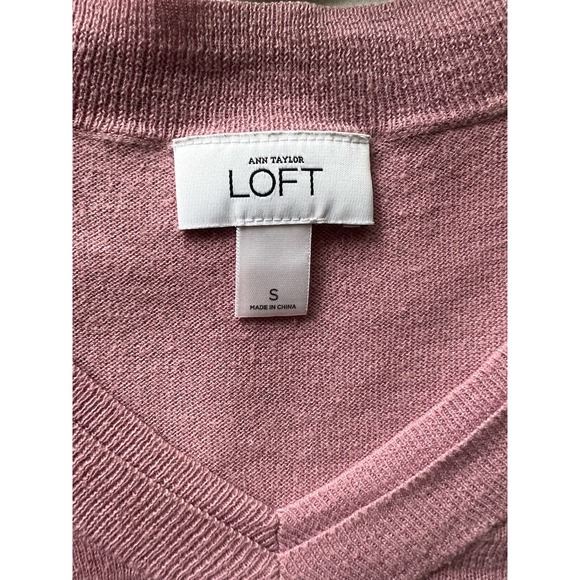 EUC Ann Taylor LOFT VNeck Sweater Mauve Pink size Small - Picture 2 of 7